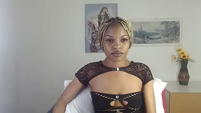 LadySugar – webcam model profile photo Image 17