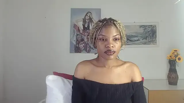 LadySugar – webcam model profile photo Image 19