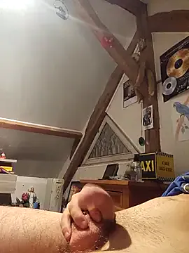 PumaShyXD – webcam model profile photo Image 3