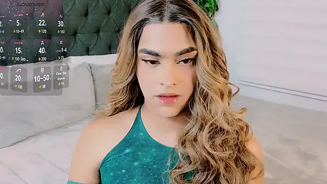 Sofiyaa_39 – webcam model profile photo Image 11