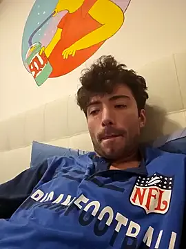 zui_lu – webcam model profile photo Image 7