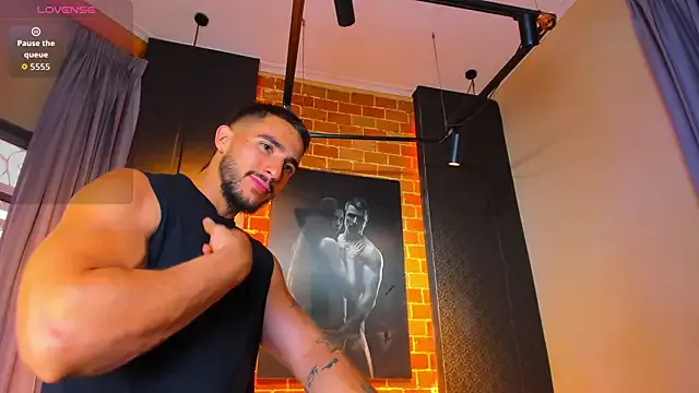 _Alicee_1 – webcam model profile photo Image 6