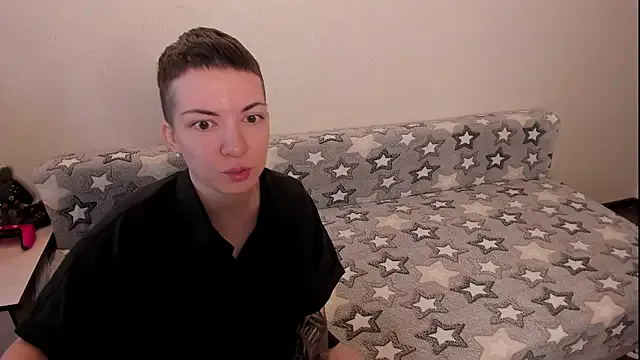 Mia--meow – webcam model profile photo Image 11