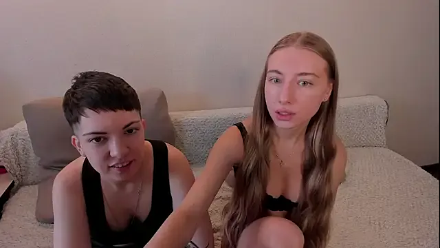 Mia--meow – webcam model profile photo Image 3