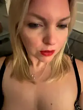 NATINATU252525 – webcam model profile photo Image 5