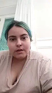 – webcam model profile photo Image 2