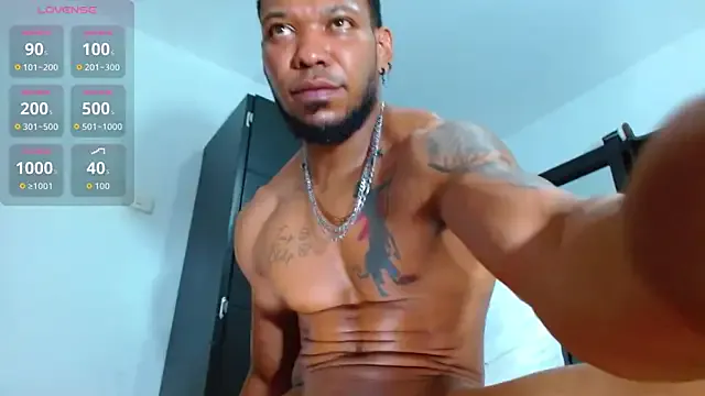  – webcam model profile photo Image 8
