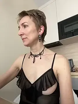 Stephania – webcam model profile photo Image 3