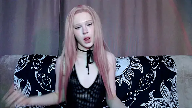 CleoLangley – webcam model profile photo Image 6