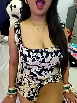 _MiaQueen_ – webcam model profile photo Image 8