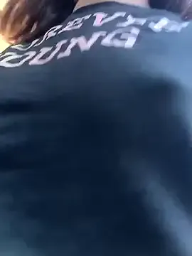 Yui-Ch – webcam model profile photo Image 7