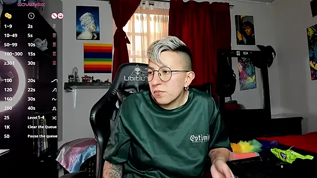 Mia--meow – webcam model profile photo Image 4