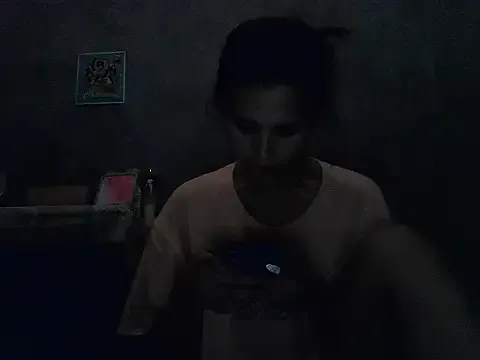 _Crystal_evains – webcam model profile photo Image 2