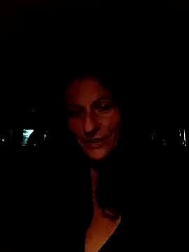 zui_lu – webcam model profile photo Image 15