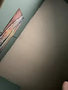 _Alicee_1 – webcam model profile photo Image 11