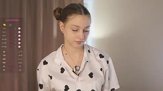 Humsafar-HDX-13 – webcam model profile photo Image 11