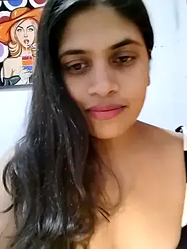 roouse – webcam model profile photo Image 10
