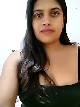 roouse – webcam model profile photo Image 3