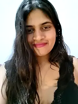 roouse – webcam model profile photo Image 5