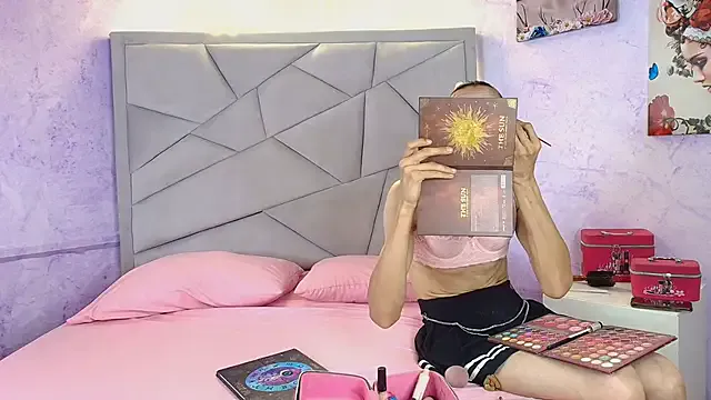 missdirtyhot_ – webcam model profile photo Image 9