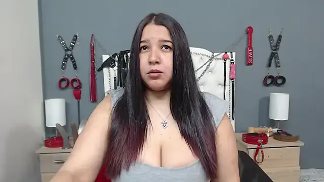 EvanyaRose – webcam model profile photo Image 11