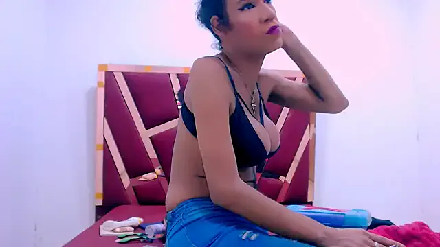 Sofia3393 – webcam model profile photo Image 12