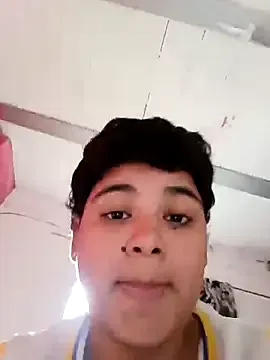 _Alicee_1 – webcam model profile photo Image 11