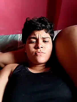 _Alicee_1 – webcam model profile photo Image 13