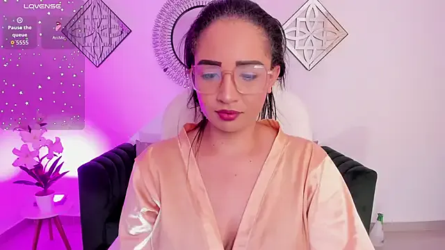 GaiaEvans – webcam model profile photo Image 14