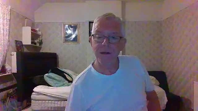 zui_lu – webcam model profile photo Image 15