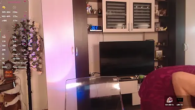 MariyaNovak – webcam model profile photo Image 16