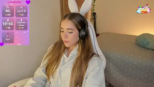 841_yayoi – webcam model profile photo Image 7