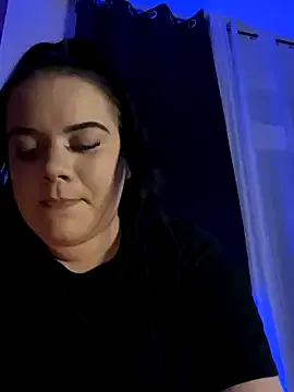 AmeliaBrilliants – webcam model profile photo Image 4