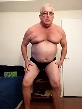 maataaan – webcam model profile photo Image 11