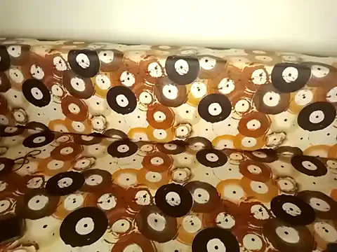 zui_lu – webcam model profile photo Image 16