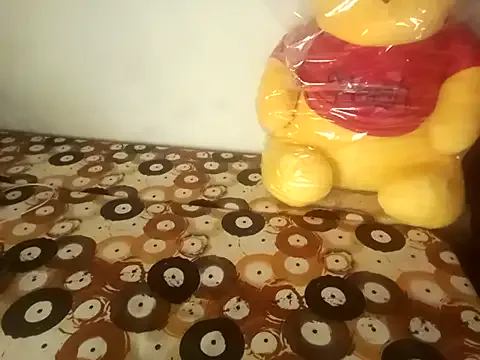 zui_lu – webcam model profile photo Image 17