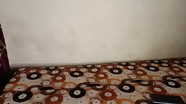 zui_lu – webcam model profile photo Image 19