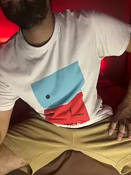 GouGou-111 – webcam model profile photo Image 10