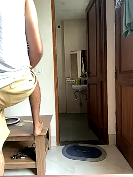 GouGou-111 – webcam model profile photo Image 12