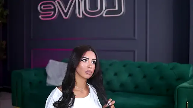 JulianaDeLaHoz – webcam model profile photo Image 11