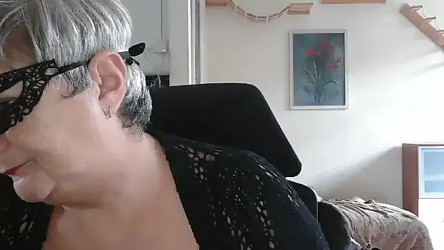 AmeliaBrilliants – webcam model profile photo Image 8