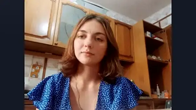 Awesomelusty – webcam model profile photo Image 9