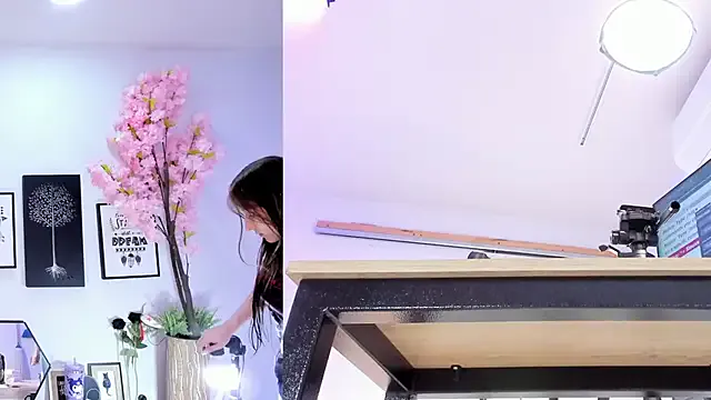 Mia--meow – webcam model profile photo Image 5