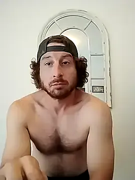 roouse – webcam model profile photo Image 4
