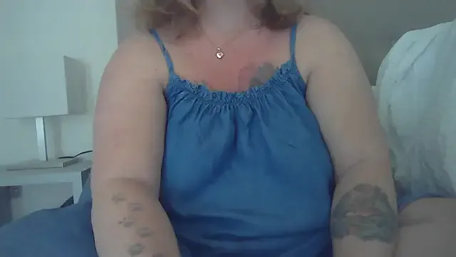CleoLangley – webcam model profile photo Image 10