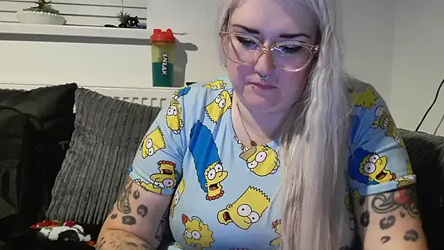 NANA_7 – webcam model profile photo Image 3