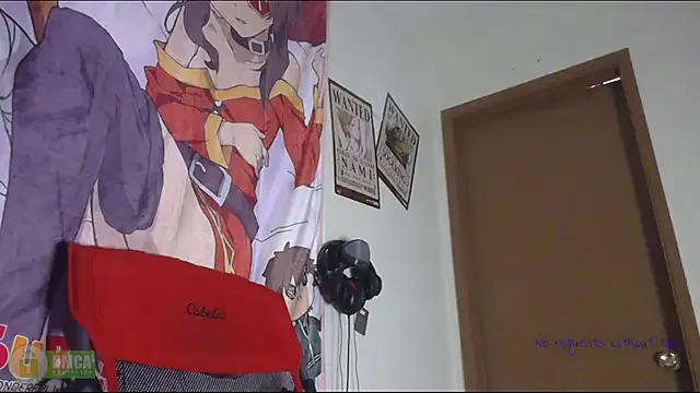 roouse – webcam model profile photo Image 2