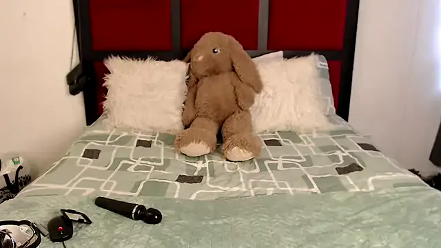 winter11 – webcam model profile photo Image 3