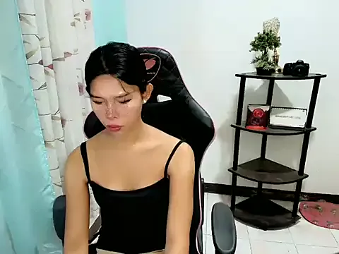 Mia--meow – webcam model profile photo Image 6