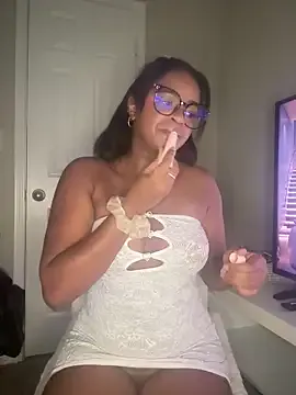 Humsafar-HDX-13 – webcam model profile photo Image 13